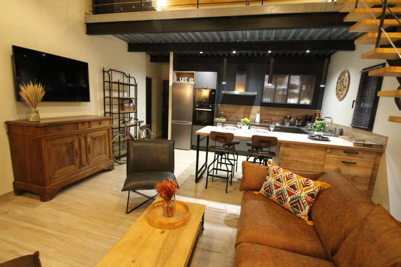 Вилла Loft Lou Pitchoun Сент-Этьен-дю-Грес Экстерьер фото